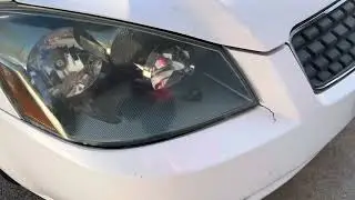 3M Auto headlight restoration kit product review.