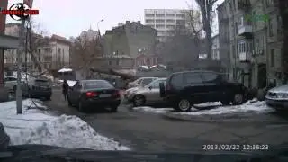 [Meanwhile in Russia] Tree fall, win