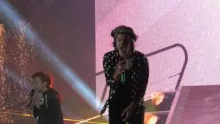 One direction Dublin 2014 Liam Payne falling WWA Tour