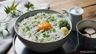 具材をたっぷりのせて！基本の「しらす丼」のレシピ・作り方