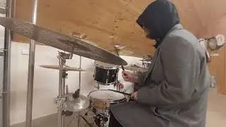 New cymbals- Paiste Formula Full crash 18, Zildjian K Dark china 17, Meinl rhythm bell 8,5. 