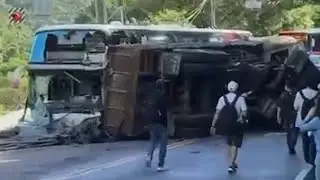 【車禍影片】砂石車 v.s 國光客運