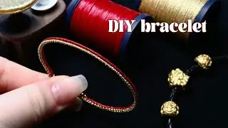 【编绳教程】超细新年红手绳·步骤清晰，超级简单的编法，赶紧跟着视频一起DIY吧