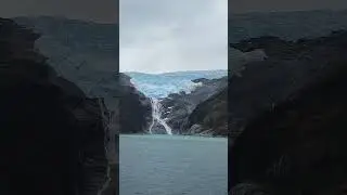 Glaciar en canal Beagle #sonidosdelanaturaleza #ambience #nature #ambientcolor #travel #glaciares