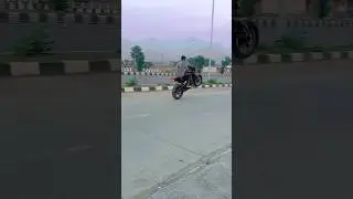 KTM duck 250 ebony black first time wheelie #ktm #shorts