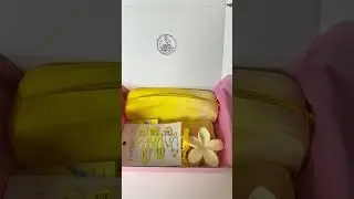 Let&rsquo;s pack the Yellow Bundle with me 😊💛 Would you gift it or keep it for yourself? 👀👇