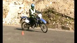 L&aring;gfartstr&auml;ning l&auml;tt MC 125cc med 16 &aring;rig f&ouml;rare