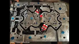 6-Drop Pin Point Hot Runner System