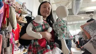 Doing Visual Merchandising in the Op-Shop ( Christmas Edition )