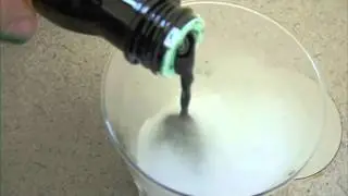 Can you color dry ice?