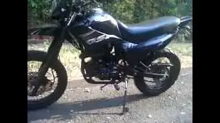 UM DSR 200 MOTARD