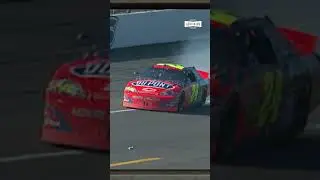 В Джеффа Гордона бросили пиво ВО ВРЕМЯ ГОНКИ!? #nascar
