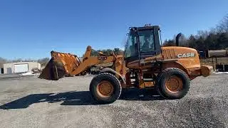 Case 521D wheel loader