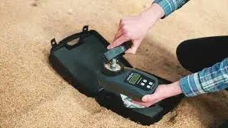 Superpro - Portable grain moisture meter with built-in grinder