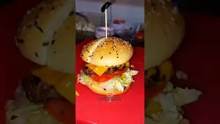 MEXICAN BEEF BURGER | DELICIOUS | YUMMY | @Adilkhalifah #beefburger #shorts #food #adilkhalifah