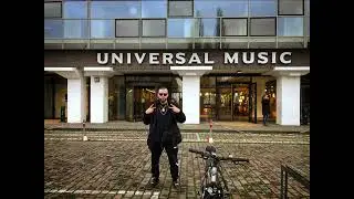 Leonard Kurtishaj KING LK bei UNIVERSAL MUSIC in Berlin City 1.Februar 2022 Rapper 1/3