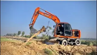 Daily routine morning // ￼ excavator, hard work//￼ excavator working 
