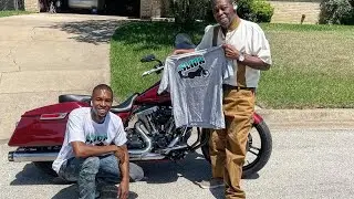 DELIVERED STREET GLIDE FROM COPART TO THE WINNER IN JOSHUA TEXAS! + CVO UPDATE!