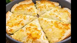 Лепешка с фаршем и сыром – быстрый ужин, который исчезает за 10 минут!