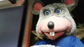 Up Close And Personal With The Animatronics - Sharonville OH. - Chuck E. Cheese