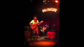 Grandma Sparrow - Alewishus