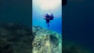 Mersin de ilk t&uuml;pl&uuml; dalış deneyimi , deniz , g&uuml;neş , yaz mevsimi.