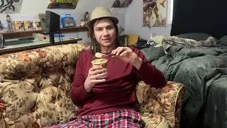 Trying H&auml;agen-Dazs Coffee Ice Cream | Smooth, Rich, and Delicious! | Carputing Review