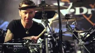 Shannon Larkin Rocks Out