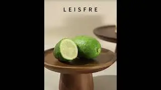 How to Elevate Your Baking Decor with a Handcrafted Acacia Wood #cakestand #kitchendecor #leisfre
