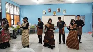 Seni Tari Materi Gerak Murni Tema Gerak Sehari-hari