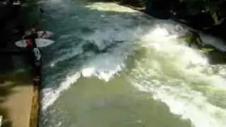 Surfing in Munich #1 - www.pastfinder.de
