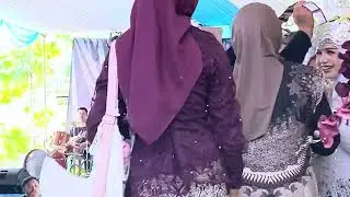 Pongduts voc ella