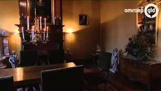 Beatrix bij 400 jaar weeshuis Buren