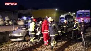 Verkehrsunfall mit Almtalbahn in Sattledt fordert eine Schwerverletzte
