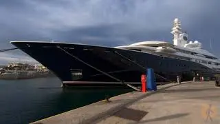 GREECE - PIRAEUS / Walking next to the sea from Marina zea  Pasalimani and reaching at  Castela area