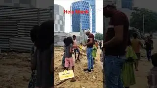 Madad 😭🙏 Help मज़बूरी #humanity #respect #helping #maa #trending #viralshort #youtubeshorts😭 Manik😭😭