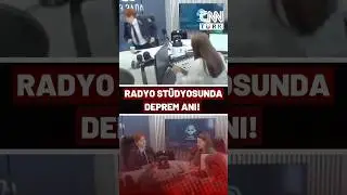 Radyo St&uuml;dyosunda Panik Anları: Depremin Şiddeti Kamerada!