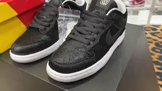 Medicom Toy X Nike SB‬ ‪Dunk low&ldquo;BE RBRICK