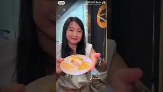 Catch the live Torching Aburi Jumbo Salmon #sushi #singapore