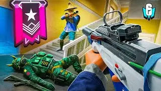 I Joined a Pro Team in Rainbow Six Mobile🔥 (God Speed)
