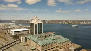 HMCS Ville de Quebec being docked
