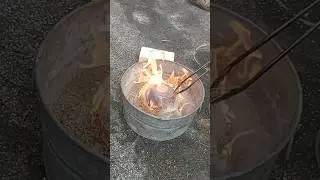 Make a raku fired vase with copper matte finish