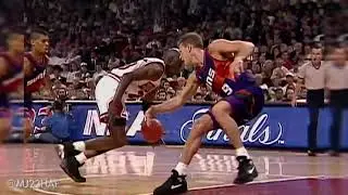 Michael Jordan Easily Scored 55 Points in Finals (1993.06.16)