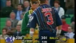 Dean Jones Hits 103 AGAINST Australia at the MCG Video