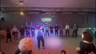 Actuación Coro de Swing Fiesta Navidad 2025