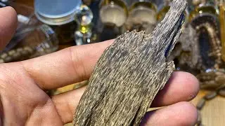 Cách phân biệt trầm hương thật giả