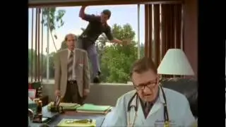 scrubs - 1&deg; tentativo dell'inserviente per non farsi addebitare le rate della gru