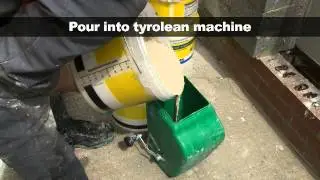 Applying cullamix tyrolean - Weber Renders & Decorative Finishes