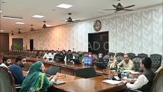 Launch of Internship Program for 19,000 Veterinary Graduates in Faisalabad by DC Nadeem Nasir
