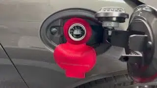 Porsche 911 Fuel Fill Bib